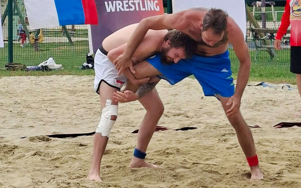 Lenart je gostil državno prvenstvo v rokoborbi na pesku. Marko Horvat je osvojil naslov državnega prvaka.