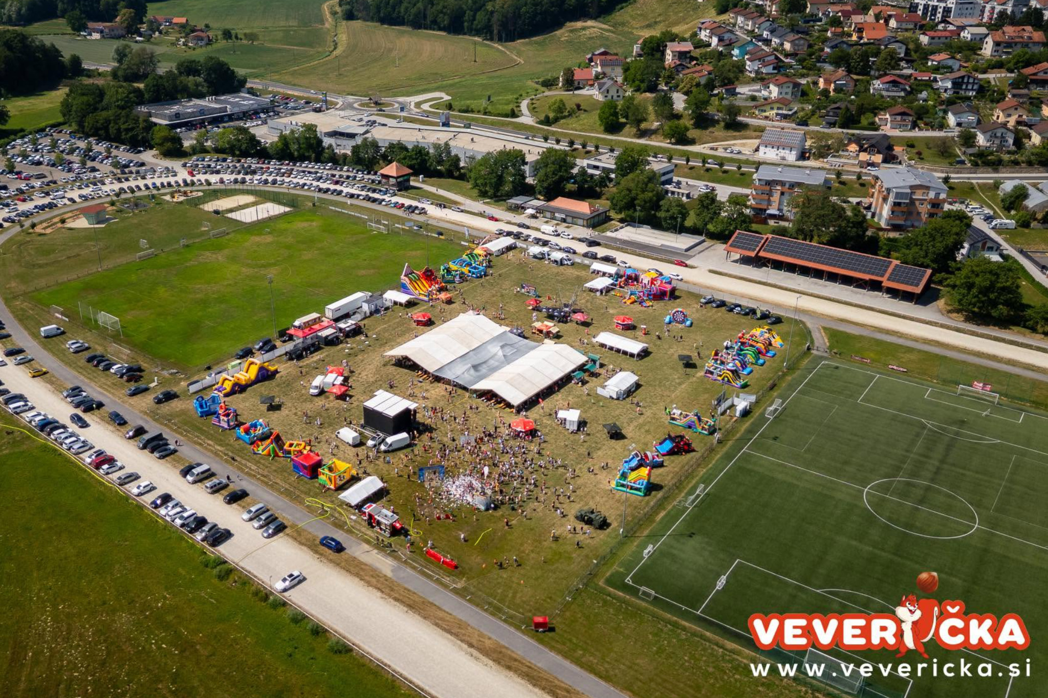 Čuki, Dejan Dogaja, Vila Eksena in nova knjiga: prihaja največji Veveričkin festival doslej
